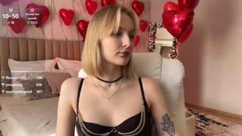 Vikky online show from February 20, 6:26 am