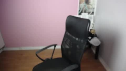 viktoria_lovely online show from December 17, 6:13 am