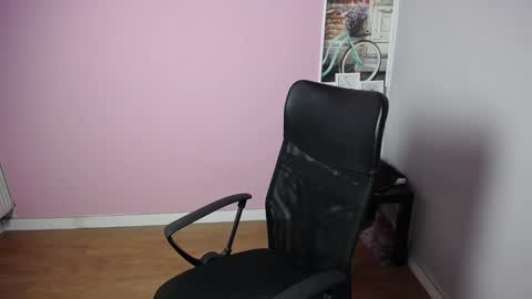 viktoria_lovely online show from September 15, 6:21 am