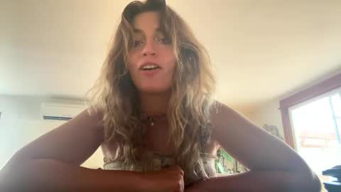 vintagevixen777 online show from September 9, 8:41 pm
