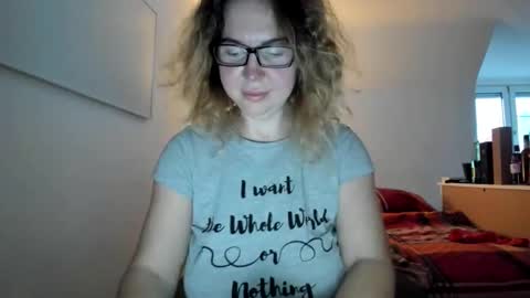 viodetta online show from January 8, 3:27 pm