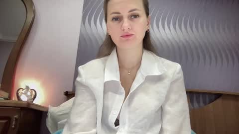 Funny  girl online show from September 14, 6:50 pm