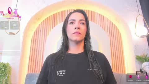 Violette online show from April 18, 10:40 am