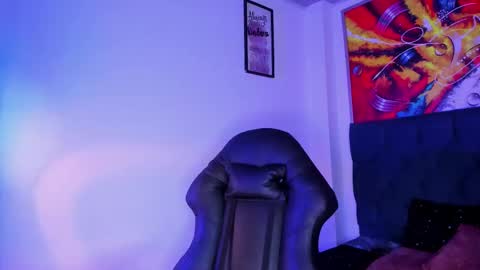           online show from September 30, 10:10 am