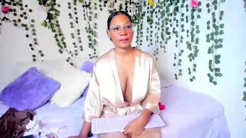 Violeta online show from February 1, 2:45 pm