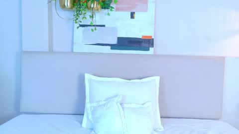 Violet online show from April 9, 11:48 am