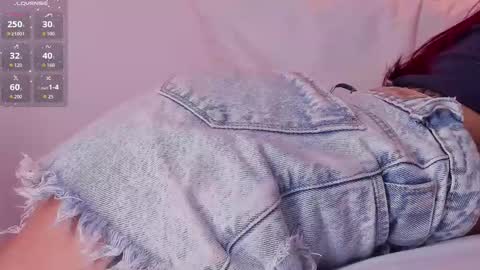 Violeth Hill online show from September 30, 11:09 pm