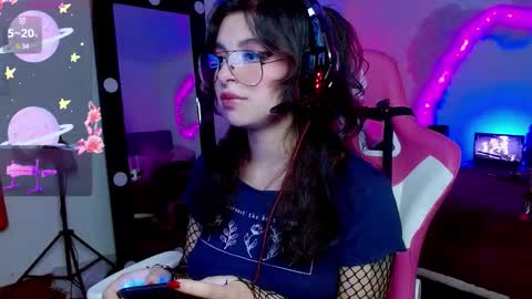   online show from October 21, 7:07 pm