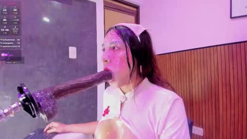 Violett online show from February 20, 6:19 am