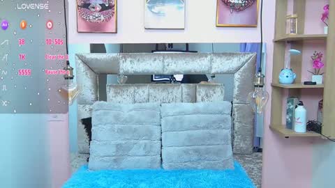 Violeta froz online show from February 25, 4:25 pm