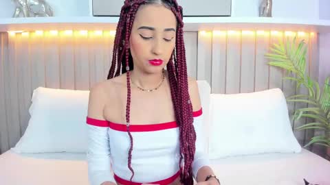 Violett  online show from September 29, 8:03 pm