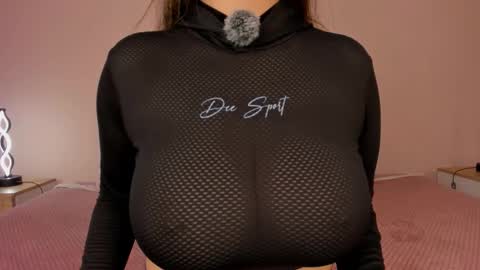 violetta independent model online show from September 10, 6:24 am