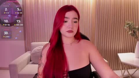 Violett Castel online show from September 13, 7:44 pm