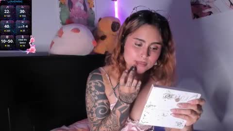 Violette  online show from February 15, 11:49 pm