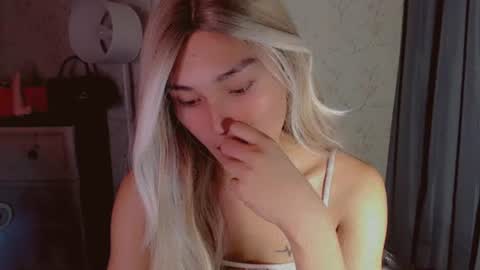 Pearl online show from February 24, 4:22 am