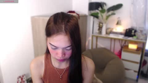 Vivian online show from October 9, 3:21 am