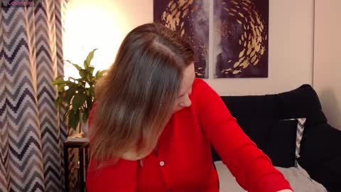 Vivian online show from November 11, 7:11 pm