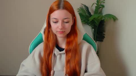 Vivien online show from March 28, 7:13 pm