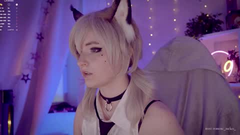 vronnier online show from September 18, 4:05 pm