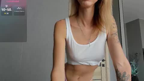 vvalkyriee online show from October 21, 9:46 am