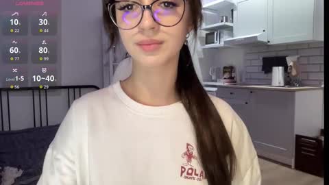 Alice  Before pvt write to me in PM  online show from October 17, 10:24 pm