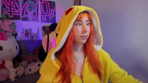 AIKA  online show from December 23, 1:40 am