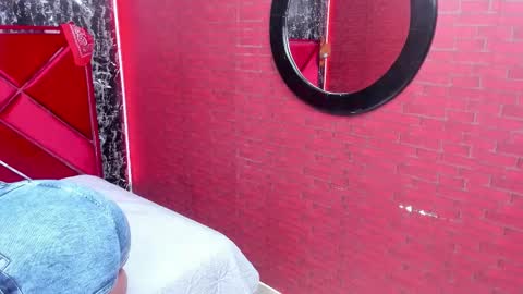 waleska   online show from November 29, 12:42 pm