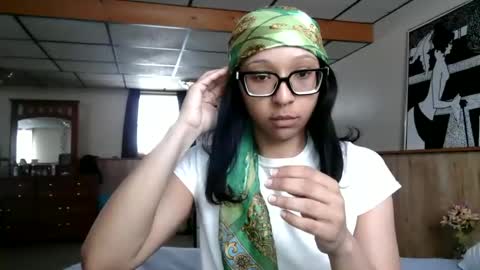 wanderlustgaal online show from February 25, 3:10 pm