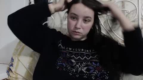 Allice online show from February 8, 2:54 pm