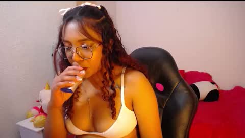 EMILY online show from February 18, 4:22 am