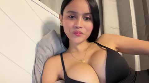Maggie online show from June 1, 4:19 pm