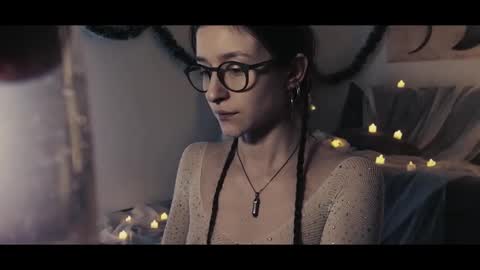 Coraline online show from January 3, 6:46 pm