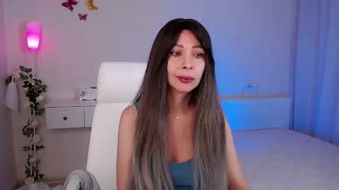 Wendi Foster online show from February 19, 6:10 pm