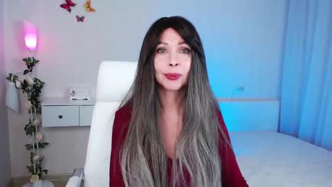 Wendi Foster online show from January 15, 8:16 pm