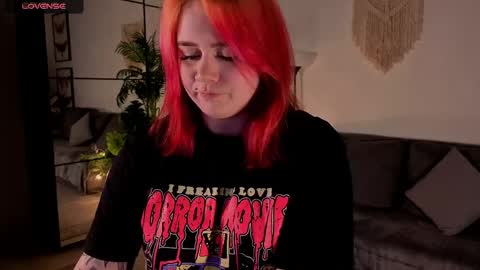 wendyycandy online show from April 5, 9:58 pm