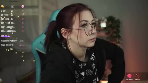 little girl who is always rightLisa online show from September 16, 2:52 am