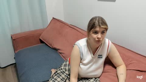   online show from January 28, 10:02 am