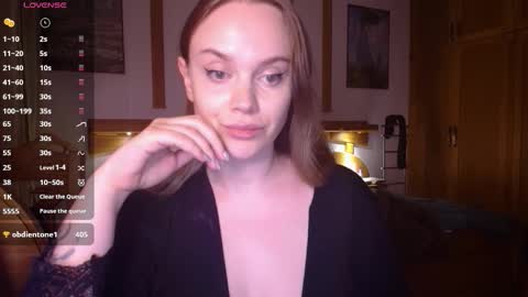 Lana online show from January 17, 9:00 pm