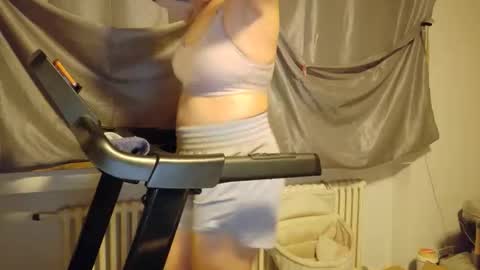 Wetgerman online show from April 14, 5:13 pm