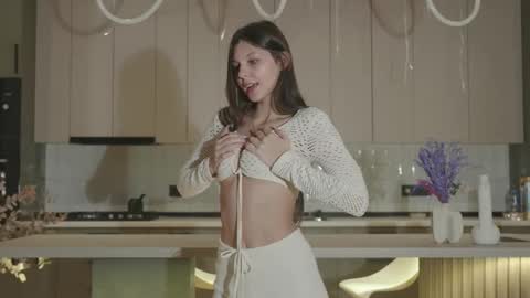 Naomi online show from November 18, 2:23 am