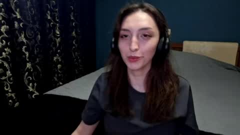 Cindy online show from April 14, 3:45 pm