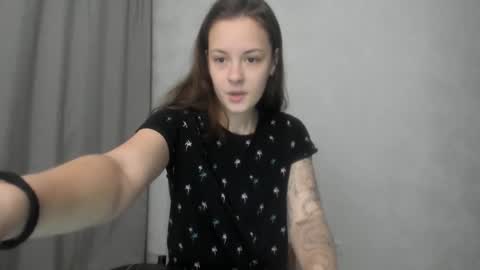 Veronica online show from March 1, 8:19 pm