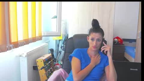 Bea online show from September 22, 11:30 am