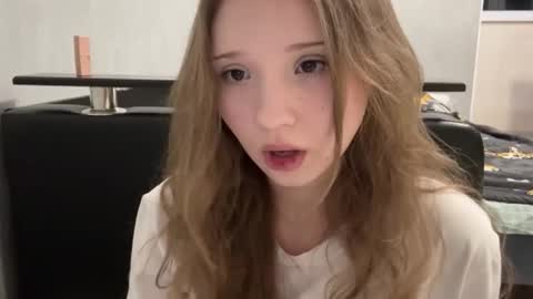 Olivia online show from December 17, 4:11 pm