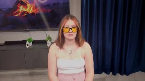 May online show from October 18, 7:26 pm