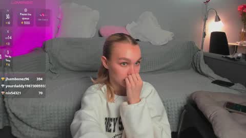 wladilia online show from February 19, 12:46 am