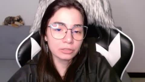 Alex online show from February 12, 3:19 am