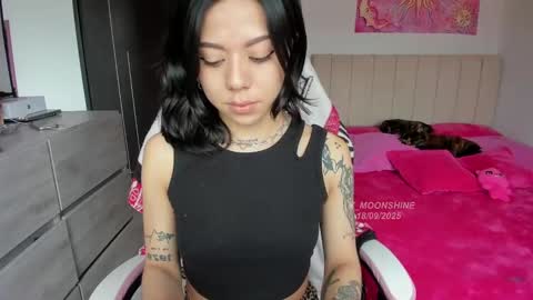     s  s      s   online show from September 18, 8:29 pm