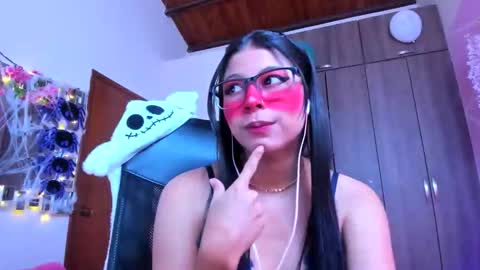 XALLYSONX online show from October 16, 12:30 pm