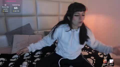 xara_u online show from March 19, 11:47 am